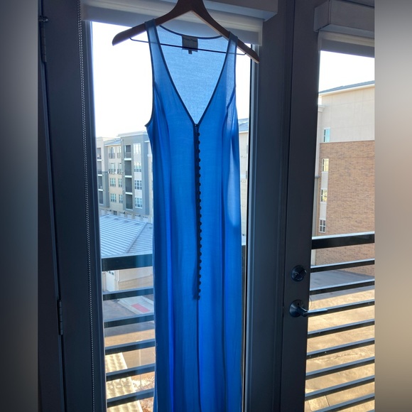 Privacy please Dress - Picture 2 of 7